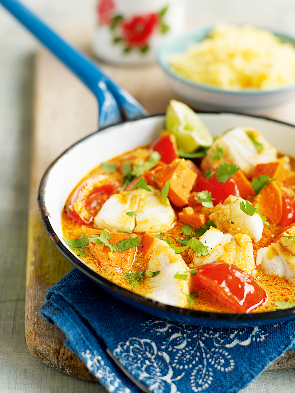 delicious curry potato and potato Chunky sweet magazine curry   fish delicious.