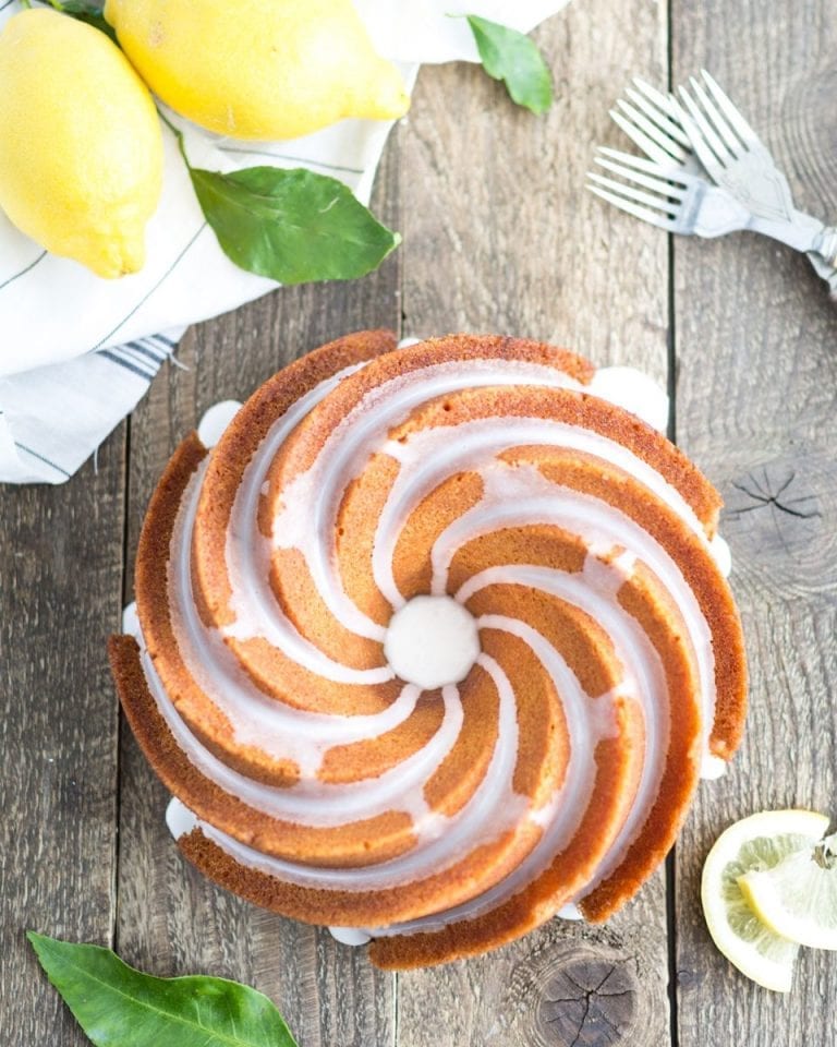 Christmas bundt cake - delicious. magazine