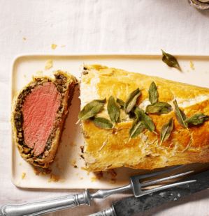 Salmon en croûte recipe | delicious. magazine