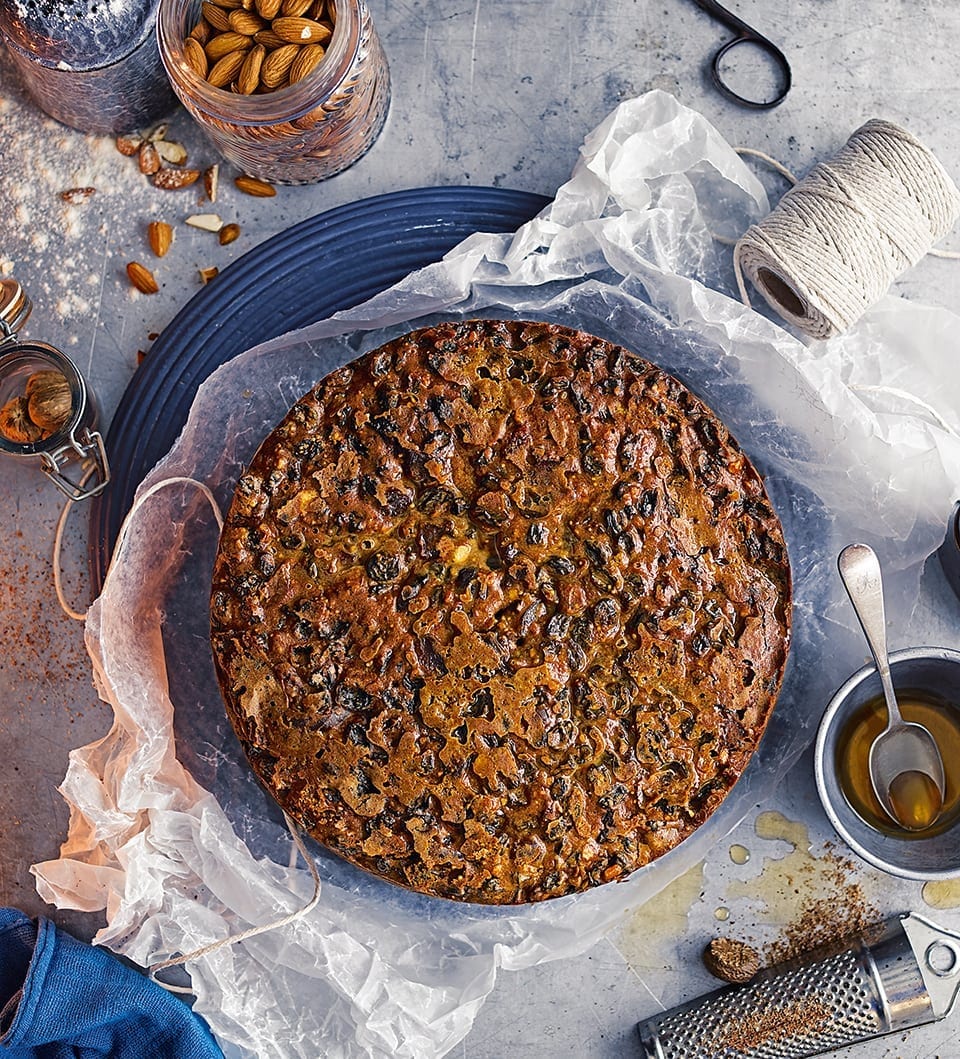 Jamie Oliver's Traditional Christmas Cake | Inspired to Bake