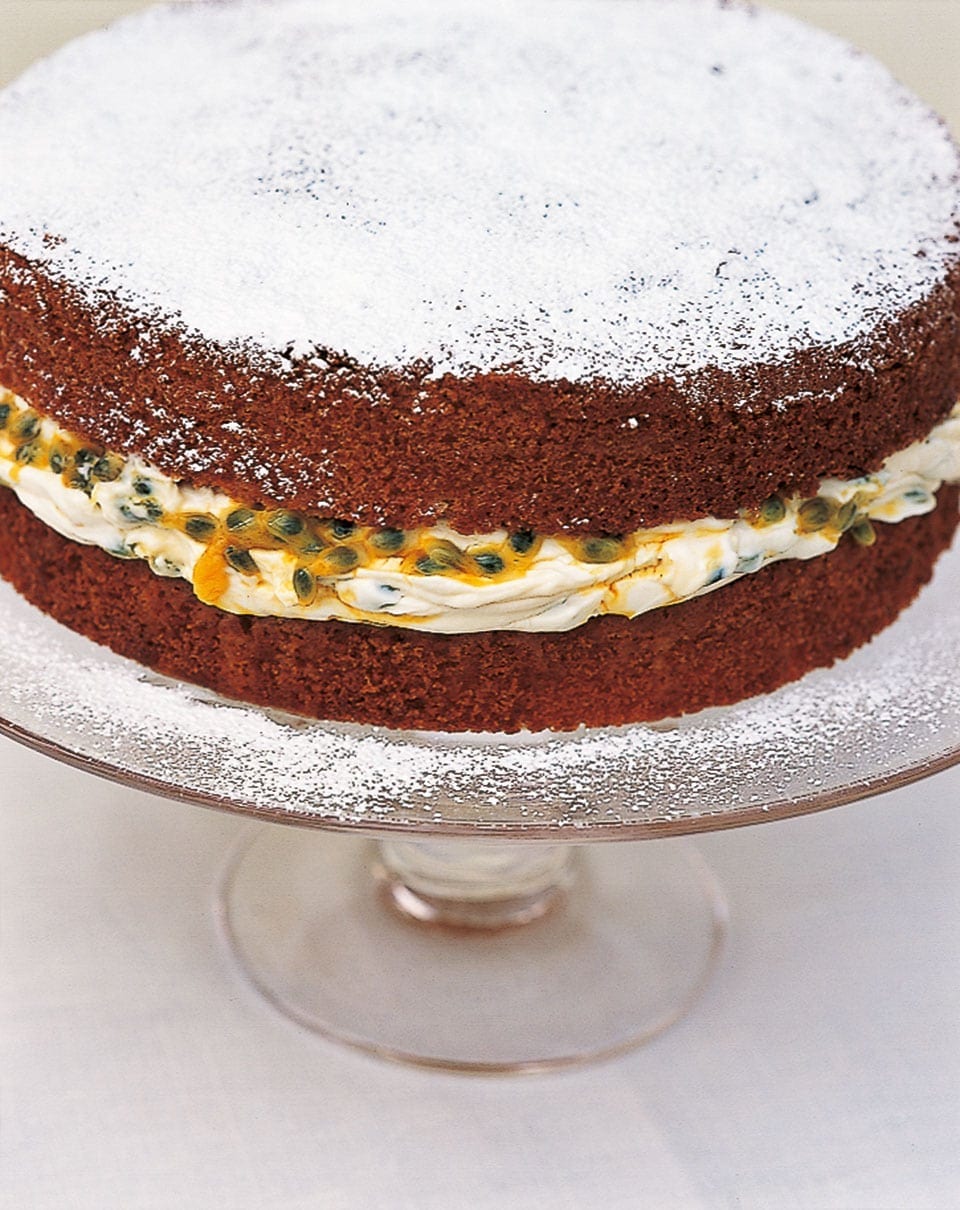 Chocolate Hazelnut Victoria Sponge Cake: the classic dessert recipe