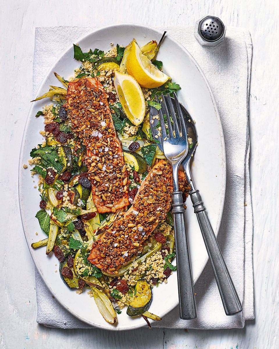 https://www.deliciousmagazine.co.uk/wp-content/uploads/2019/06/salmon-platter.jpg