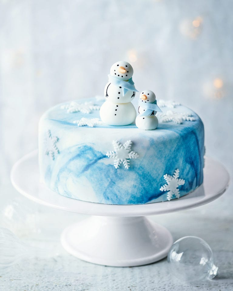 Flower buttercream cake | Christmas cake designs, Christmas themed cake, Christmas  cake decorations
