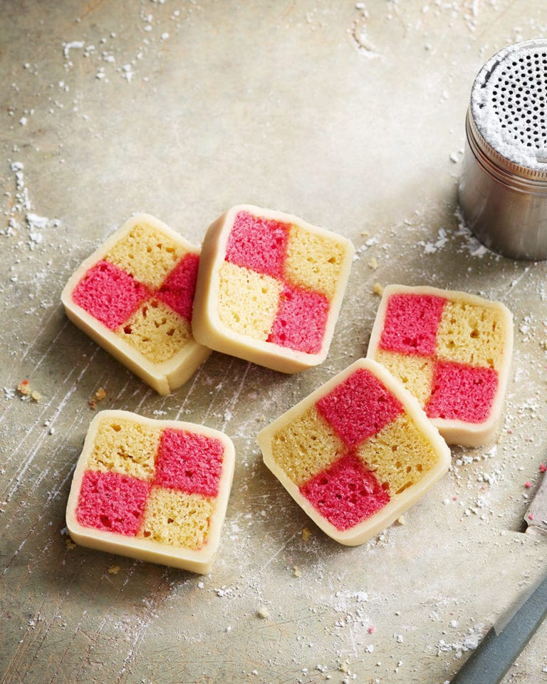 Battenberg Cake | We Are Tate and Lyle Sugars