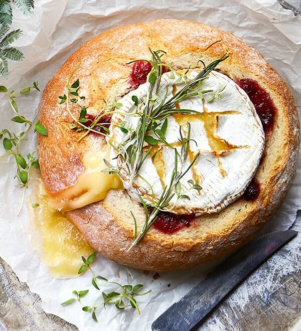 Baked camembert bread bowl