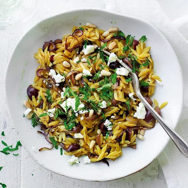 One-pot orzo with feta and olives