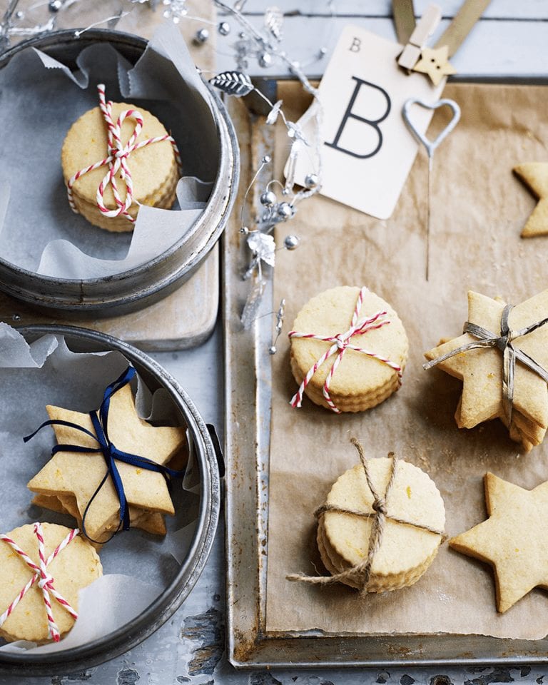 https://www.deliciousmagazine.co.uk/wp-content/uploads/2022/09/Dec-2013-Shortbread191150-768x960-1.jpg