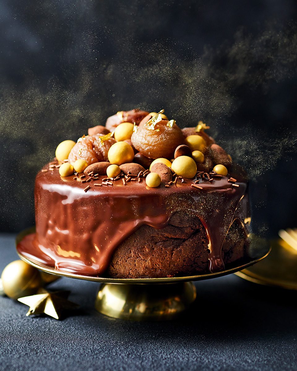 Buy/Send Chocolate Rose Designer Cake- 1 Kg Online- FNP