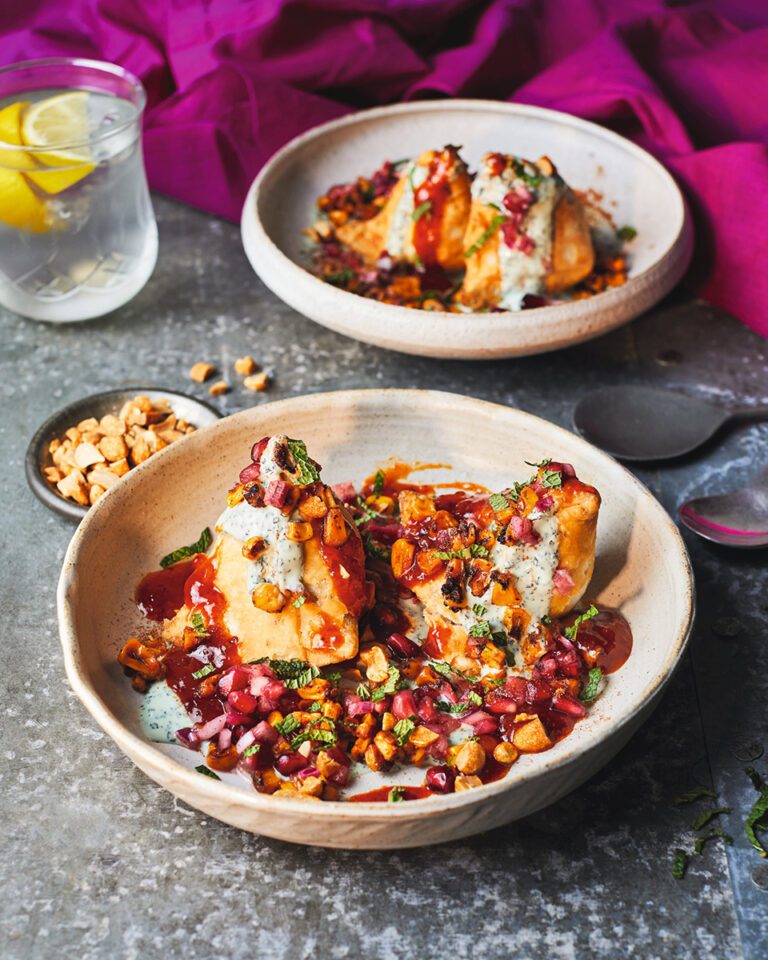 Harissa and sweetcorn samosa chaat