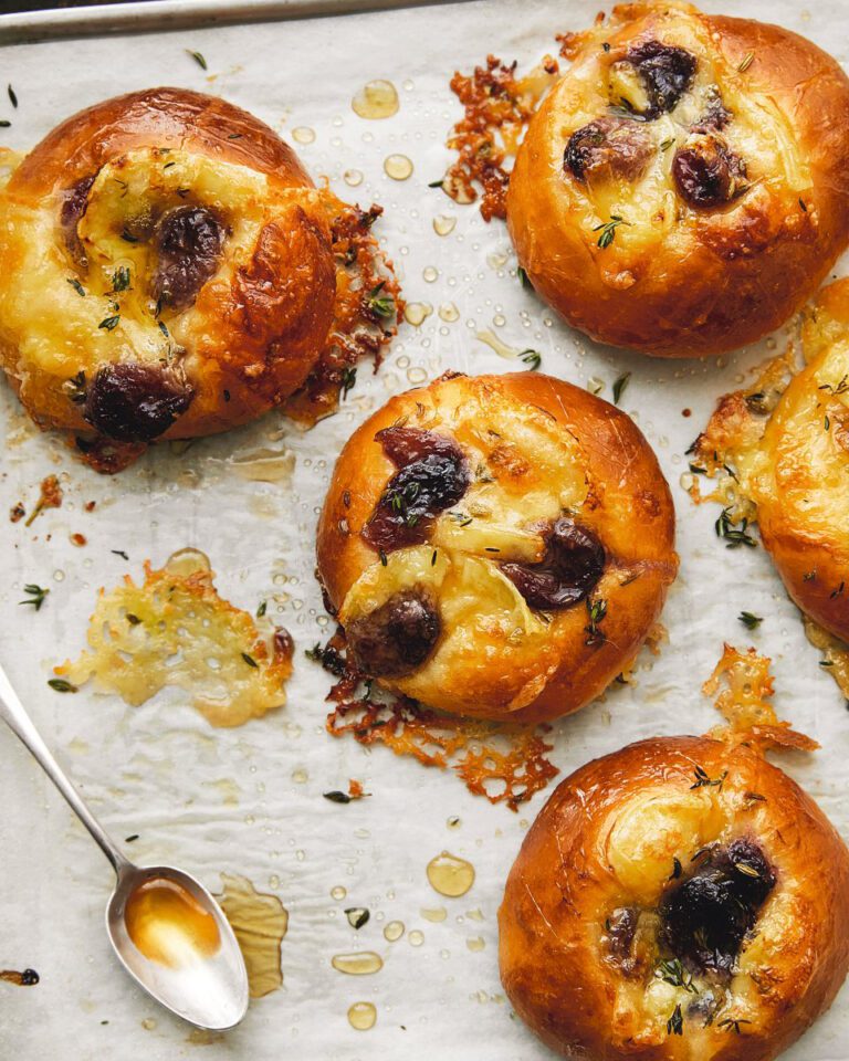 Nicola Lamb’s olive oil brioche with brie, roasted grapes, honey and thyme