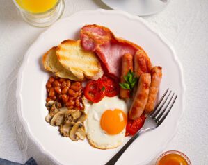 How to cook a fry-up in the air fryer