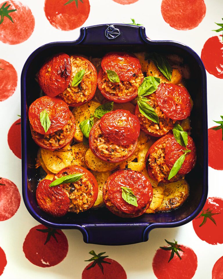 Pomodori col riso (tomatoes stuffed with rice)