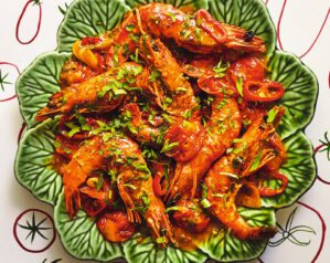 Gamberi alla busara - Prawns with cherry tomato sauce