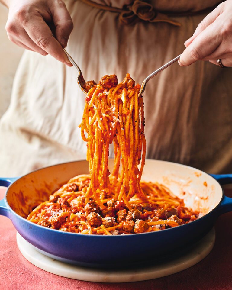 Chitarrone alla teramana (square spaghetti with mini meatballs)