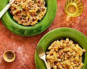 Fusilli con ragù d’agnello (fusilli with lamb ragù)