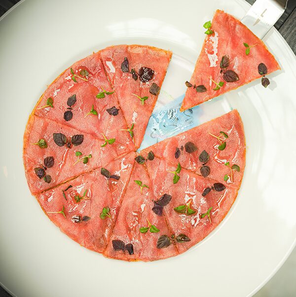 Tuna pizza