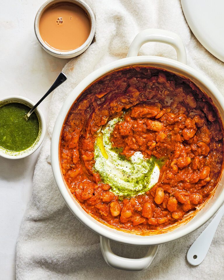 Masala baked beans with coriander chutney