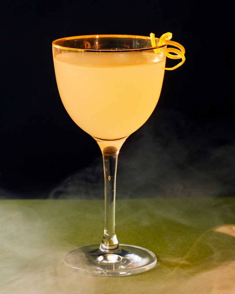 Corpse Reviver No.2 cocktail