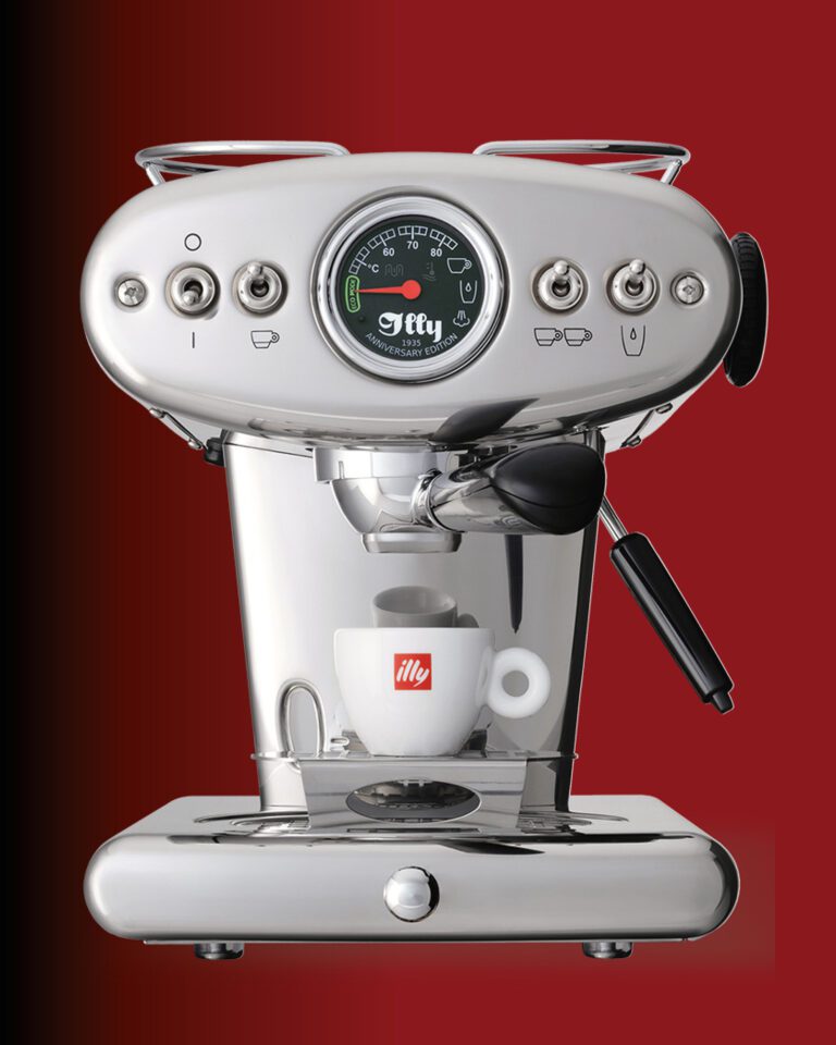 12 prizes of Christmas: WIN an Illy coffee machine bundle worth over £600